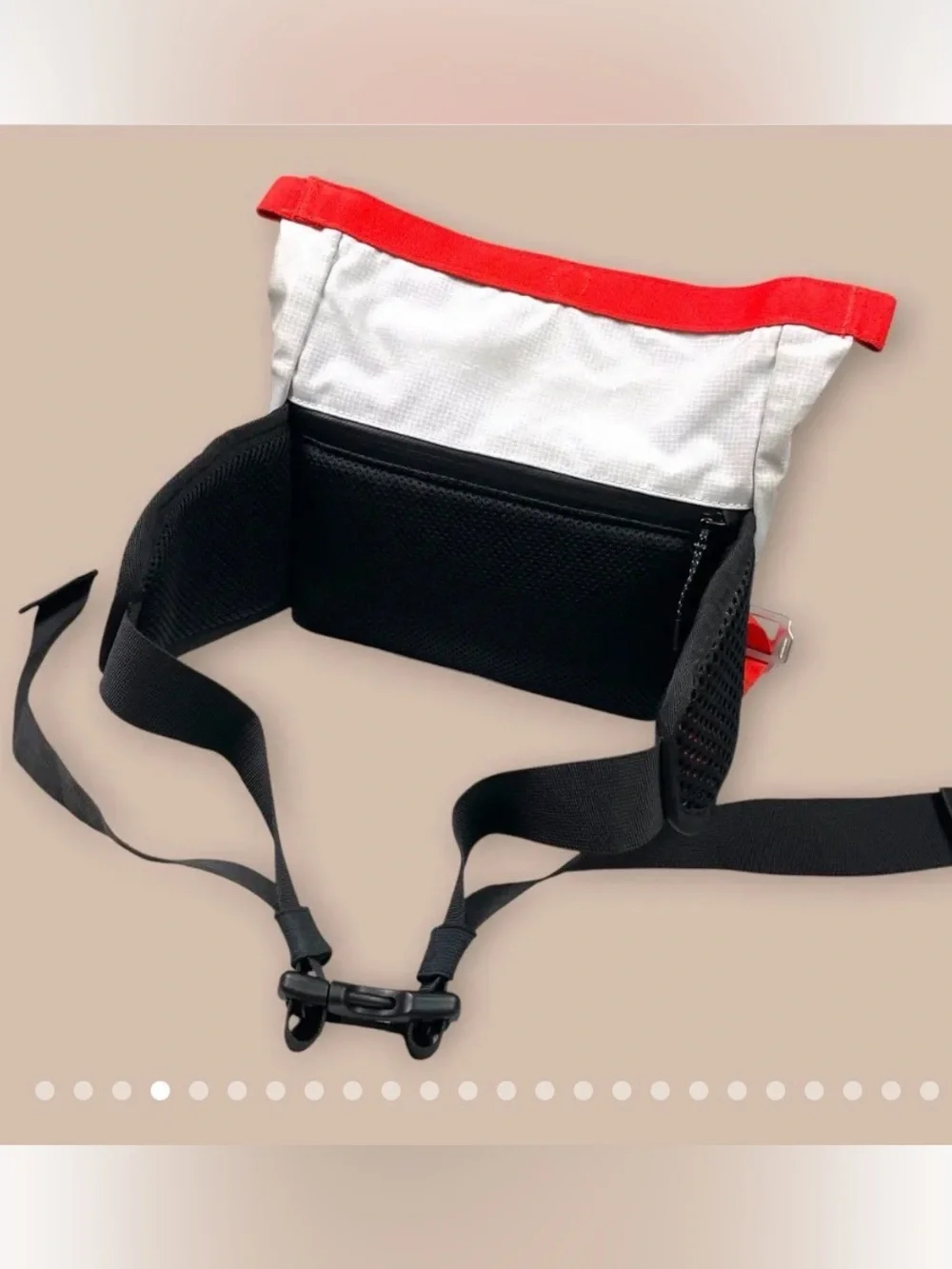 Nike - ACG Aysn Waistpack (3L) 'White'.